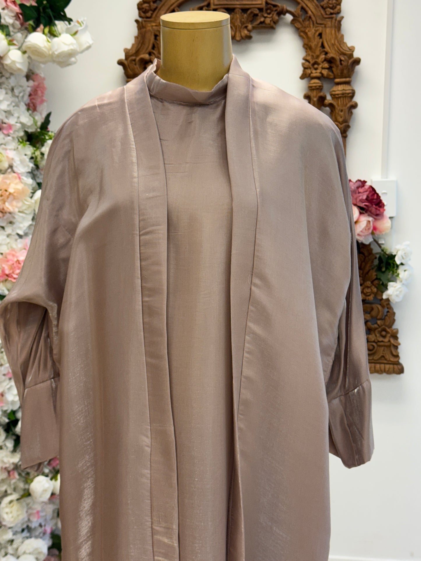 Dusky Bloom Abaya