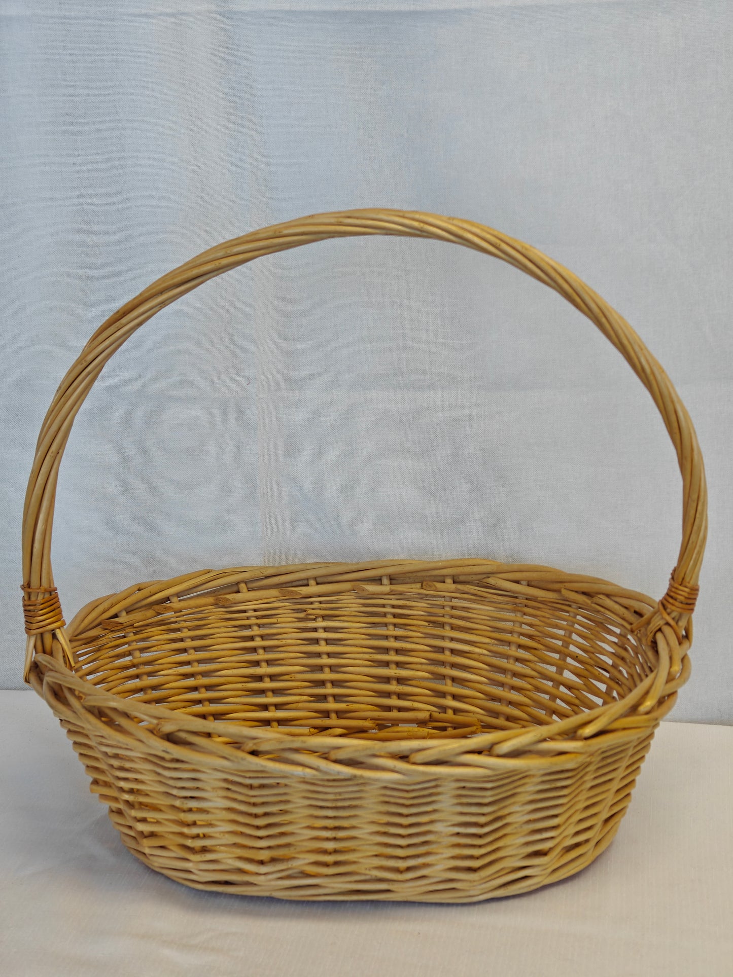 Natural Oval Wicker Carry Basket
