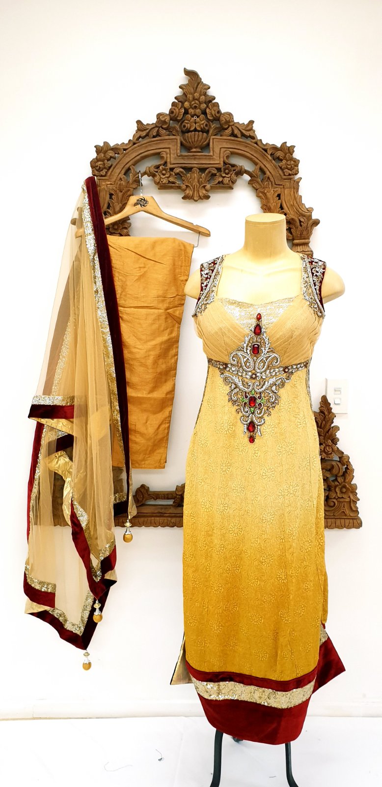 Cream & Maroon Straight Kameez