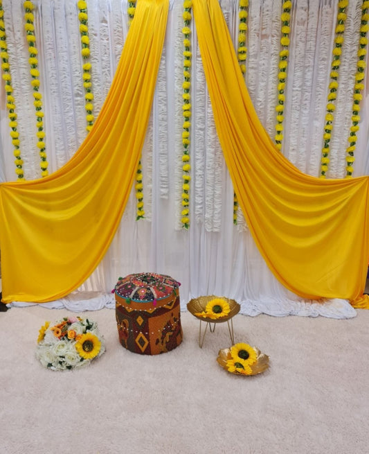Sunflower Garland Welcome Nook