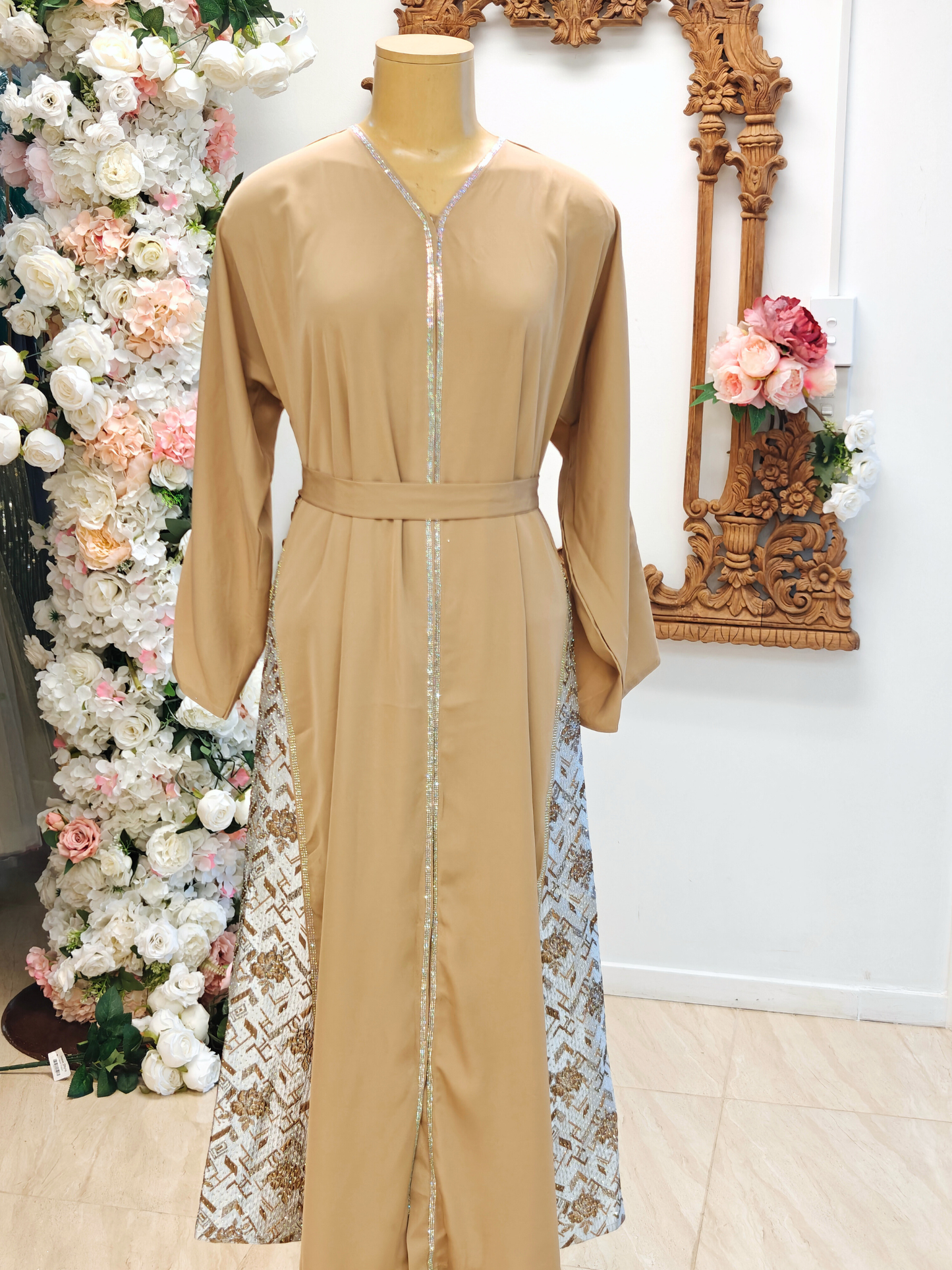 Sandstone Luxe Abaya