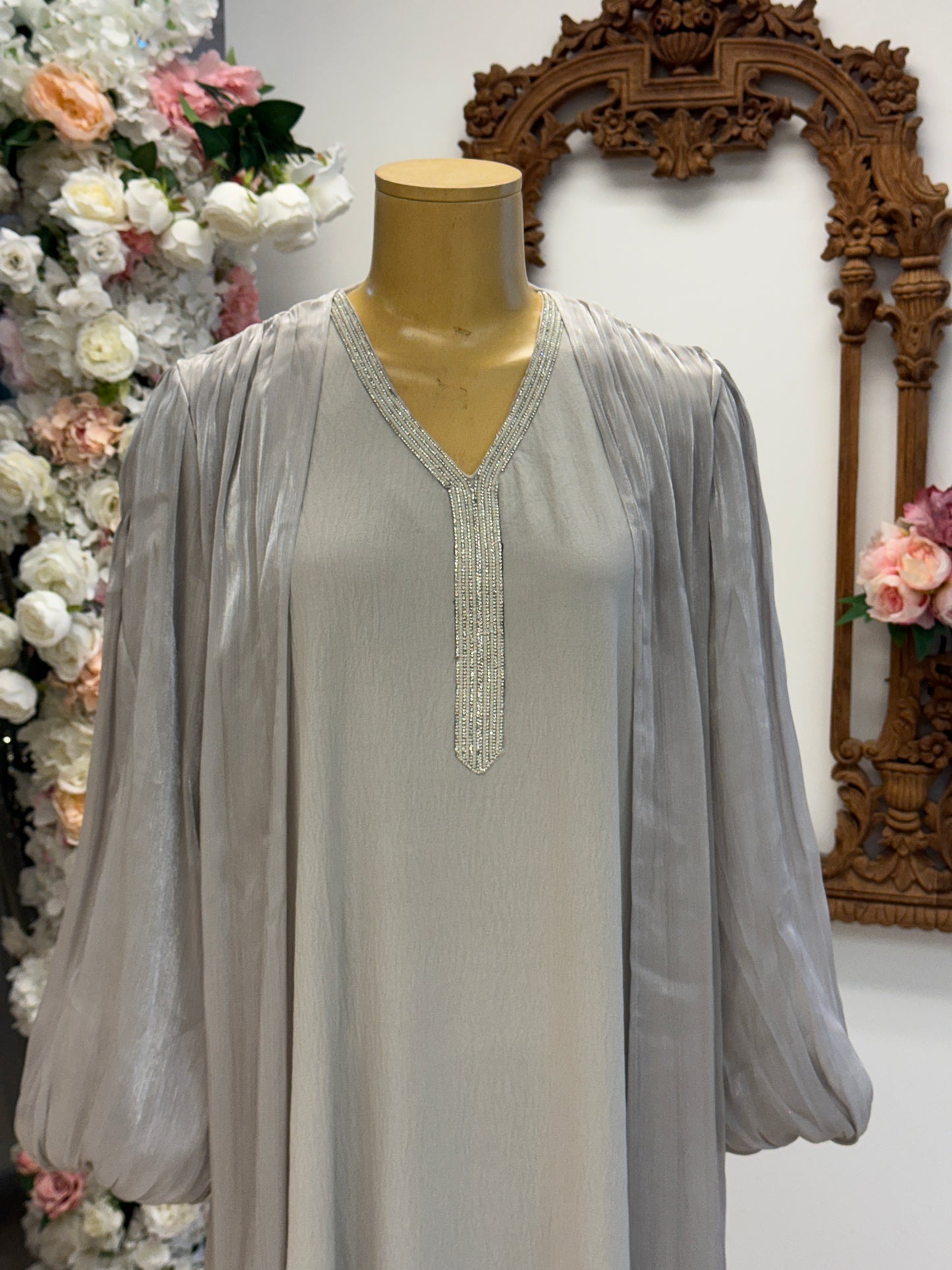 Silver Drift Abaya