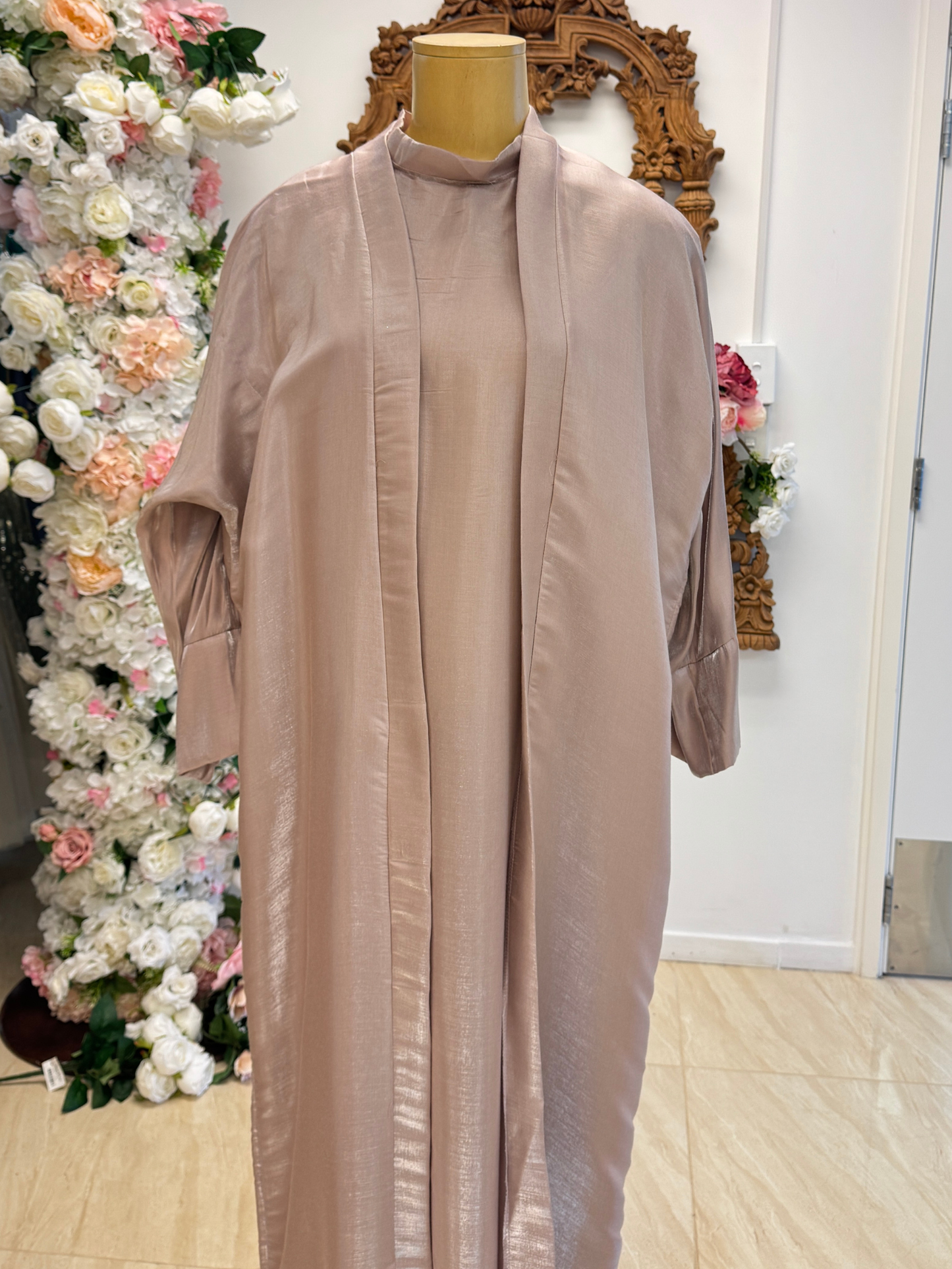 Dusky Bloom Abaya
