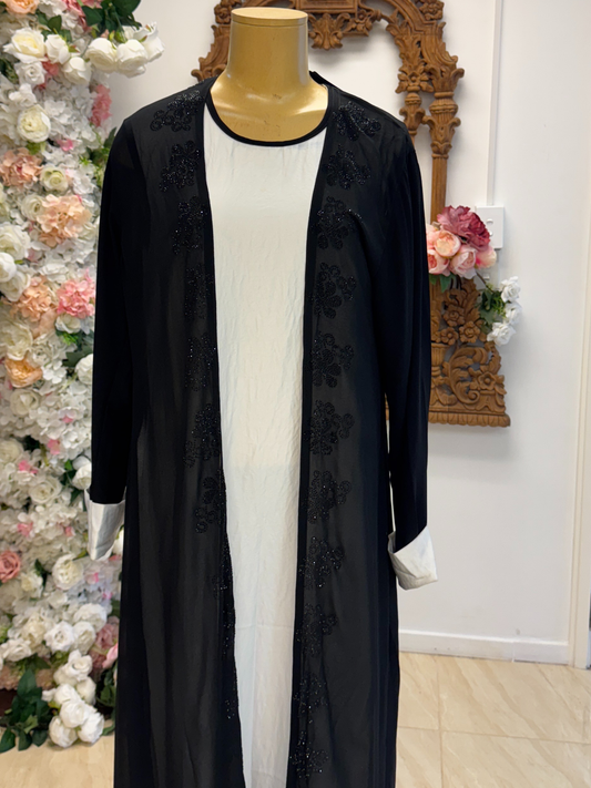 Monochrome Abaya – Black with White Panel