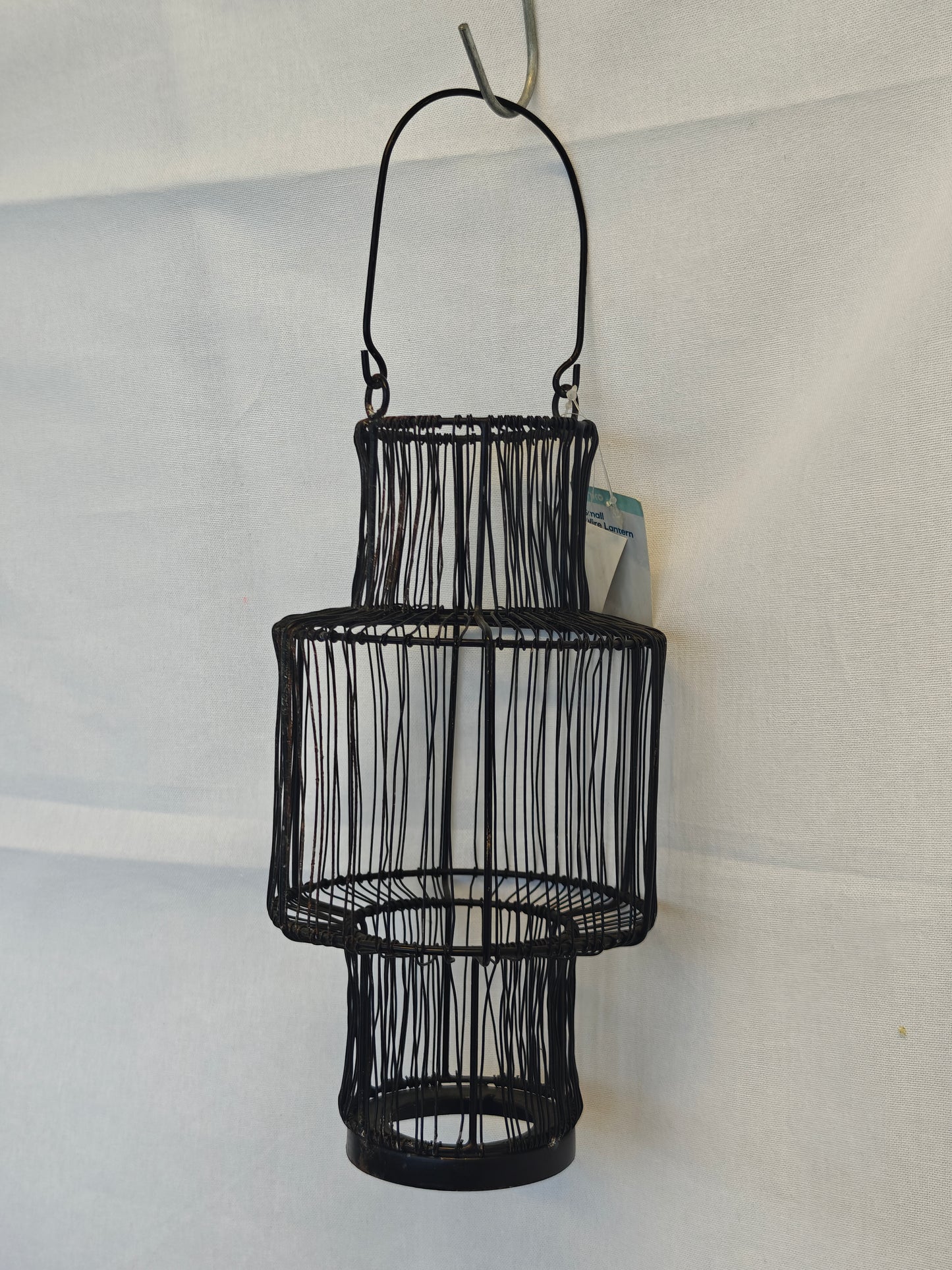 Black Tier Wire Lantern Frame