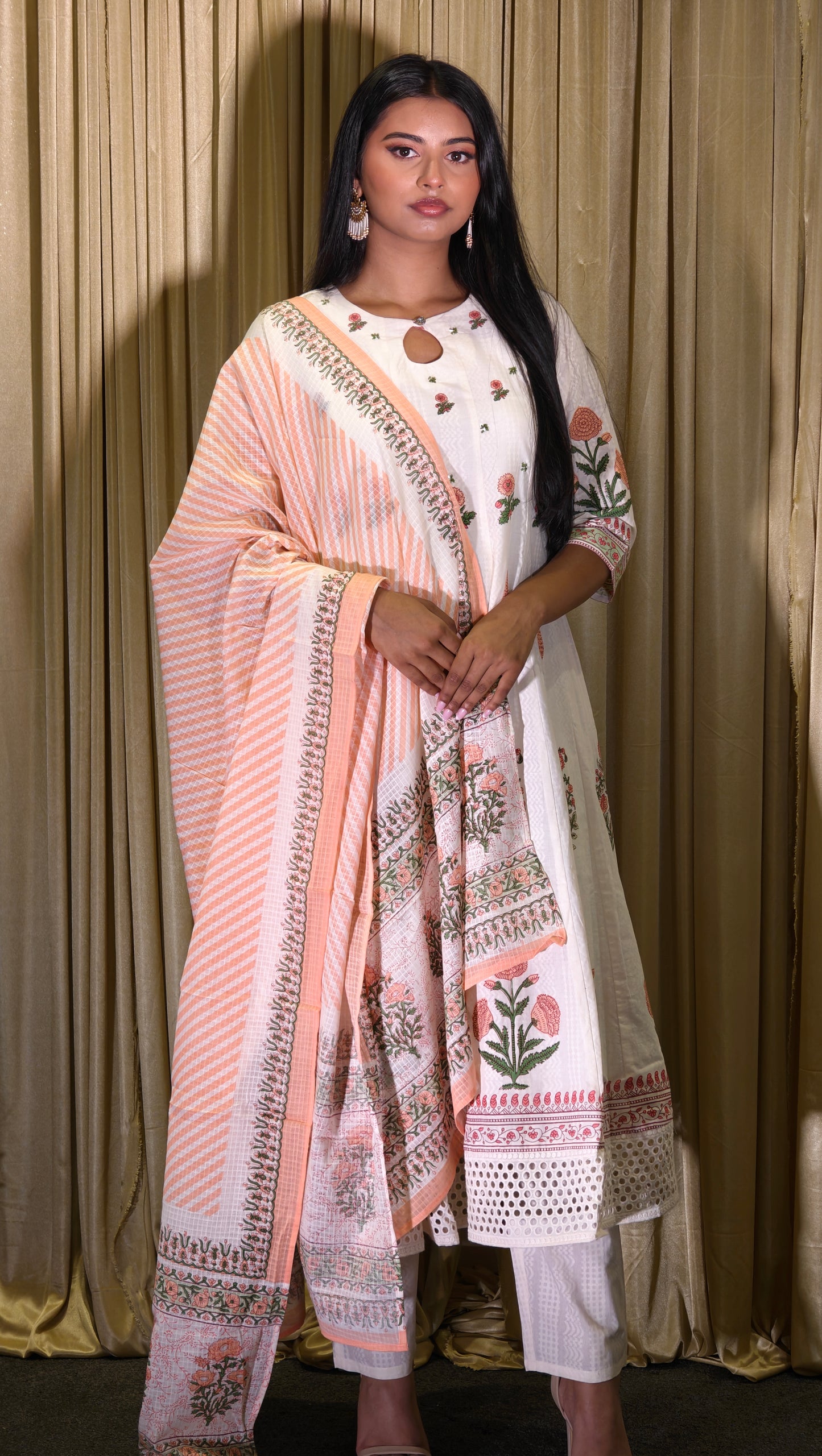 White Floral Embroidered Salwar Suit