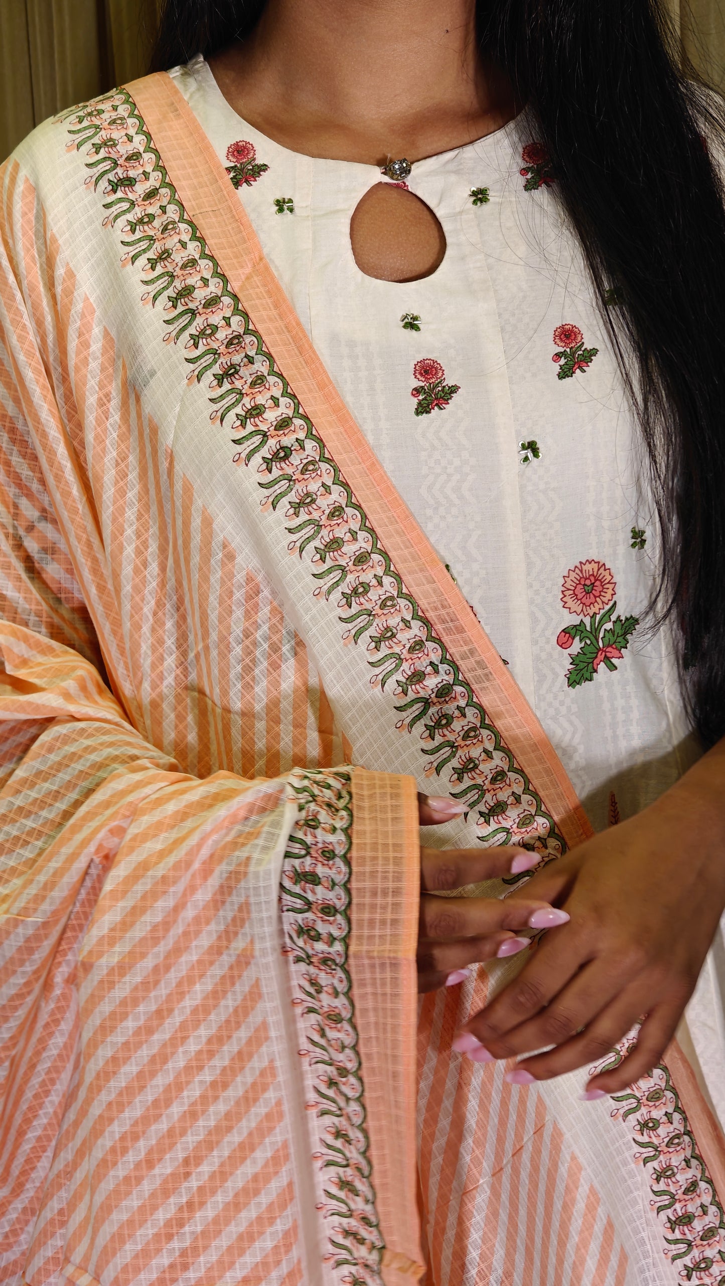 White Floral Embroidered Salwar Suit