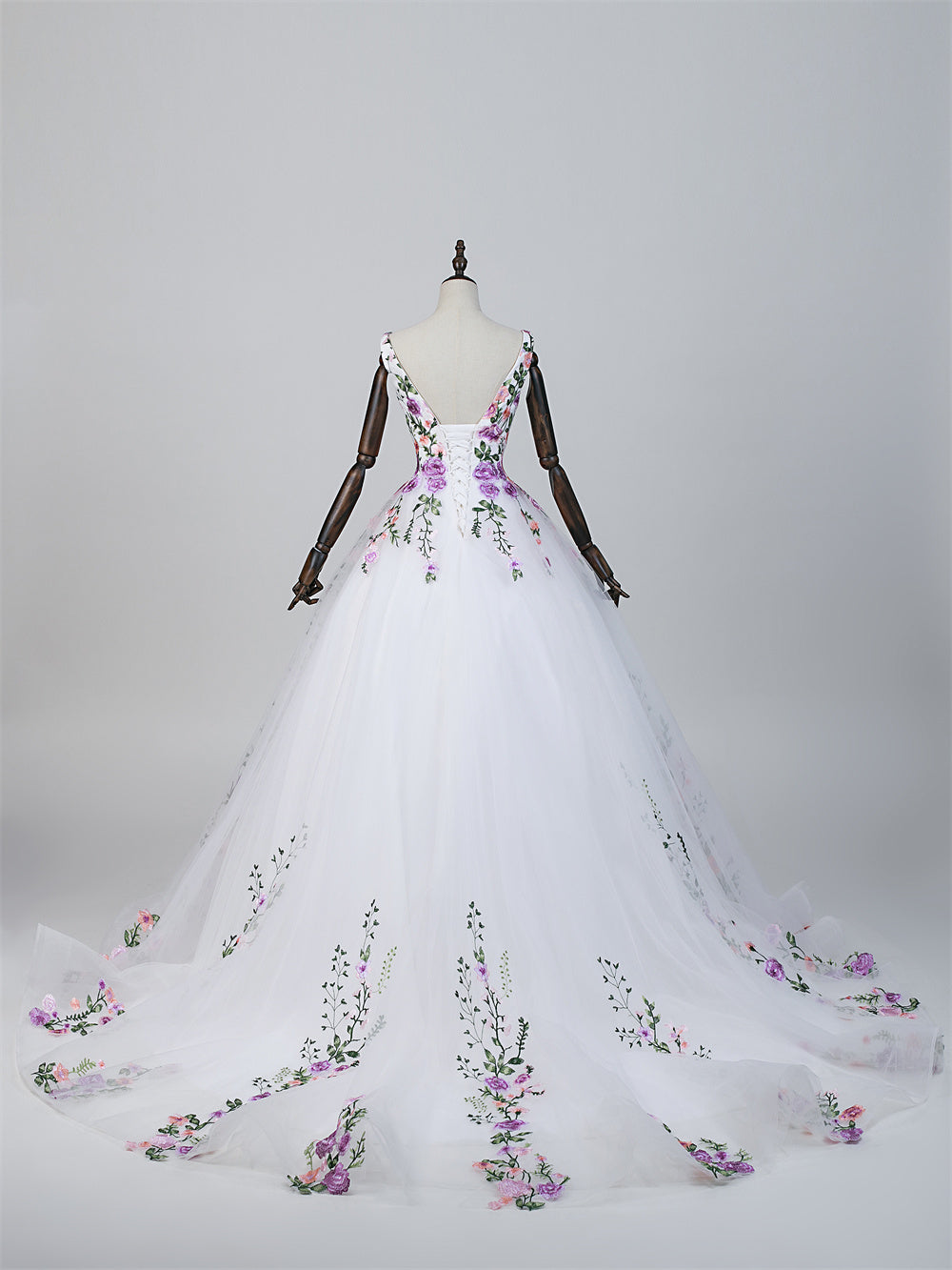 Floral Élan Bridal Gown