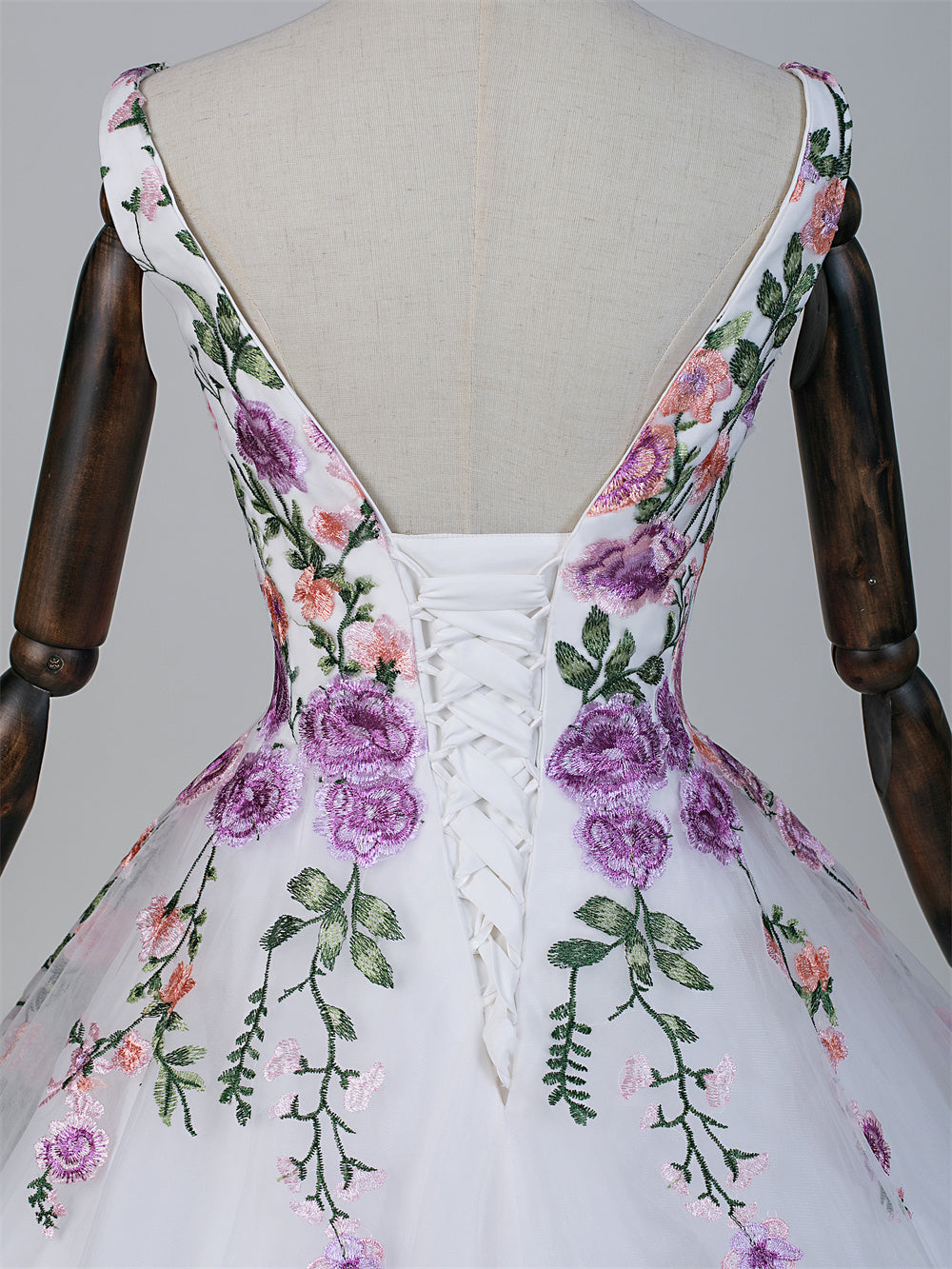 Floral Élan Bridal Gown