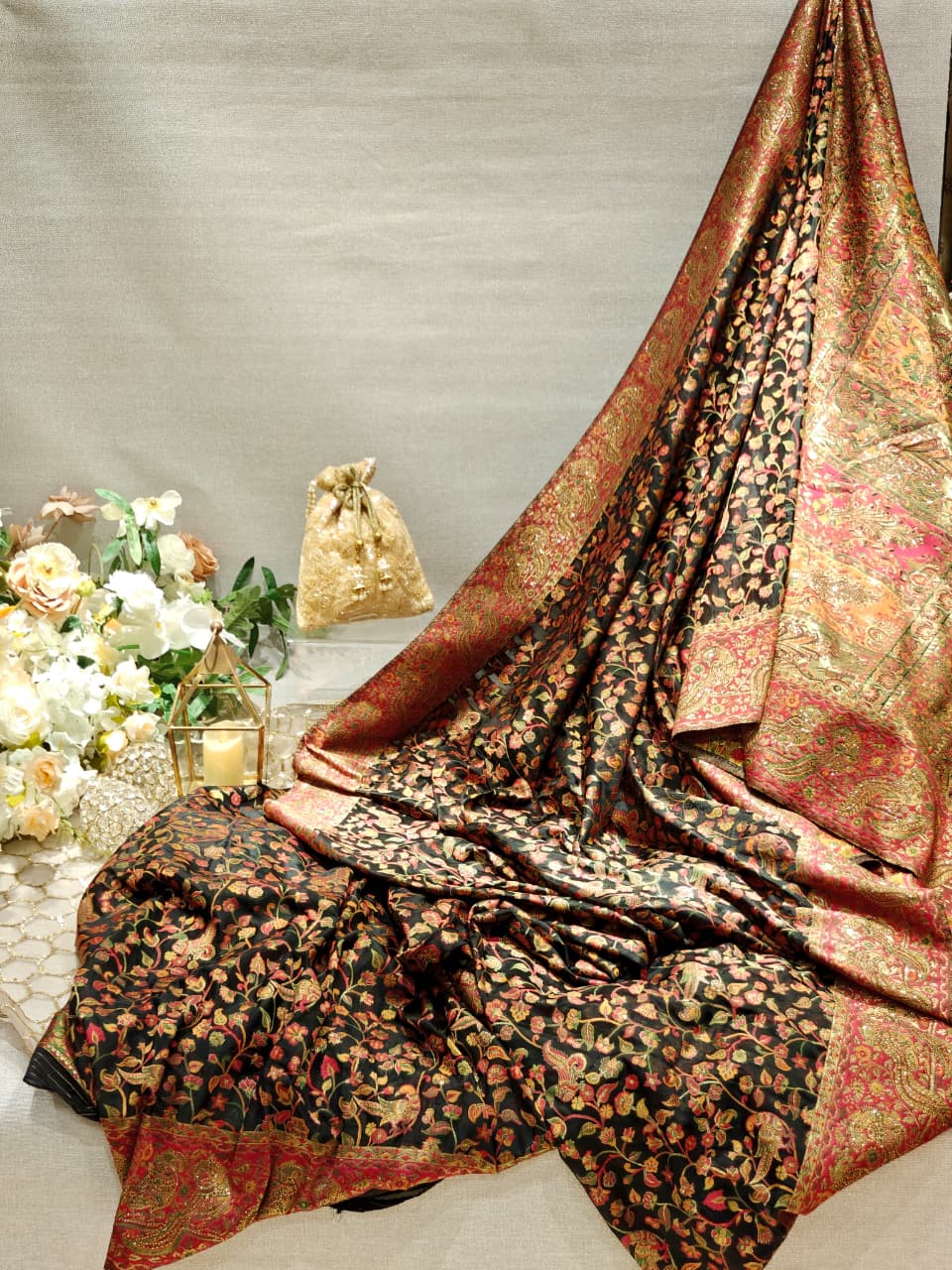 Black & Gold Banarasi Saree  SE12
